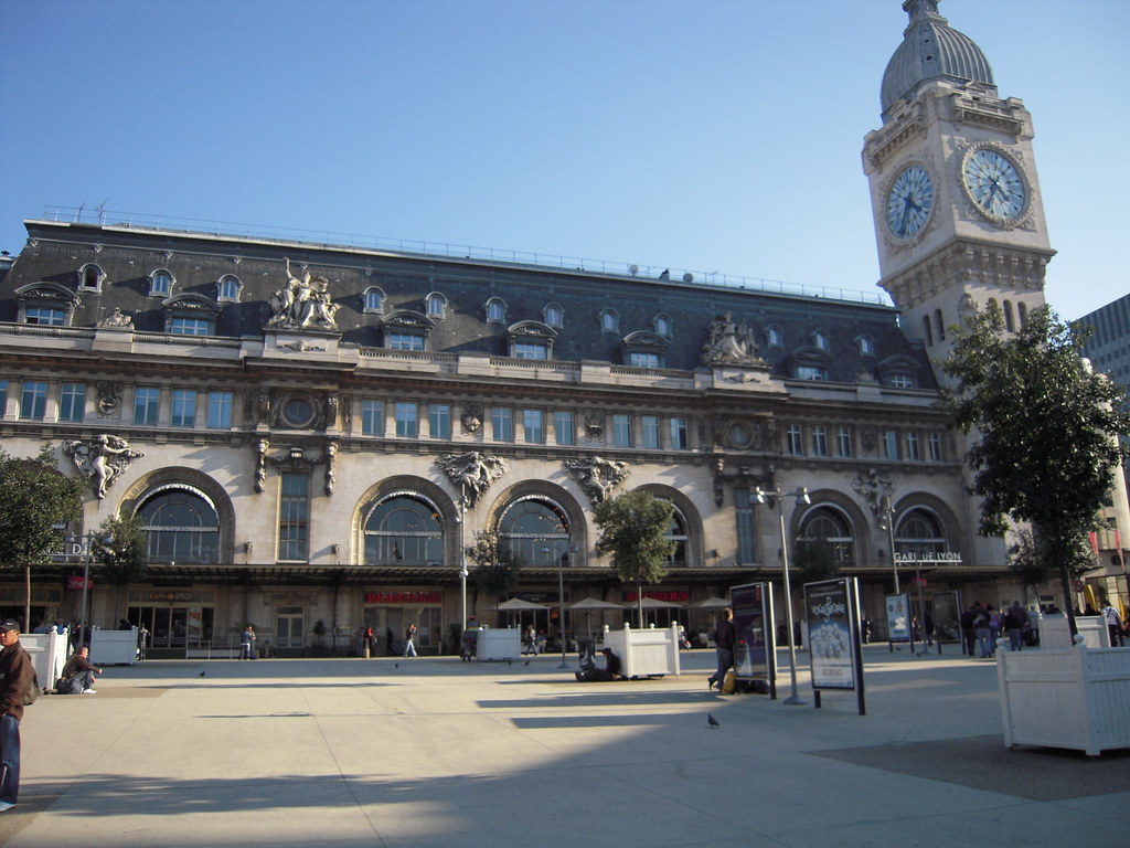 Paris City Hall Overhauls Infrastructure Maintenance Budget as Aging Roads and Water Systems Demand Action