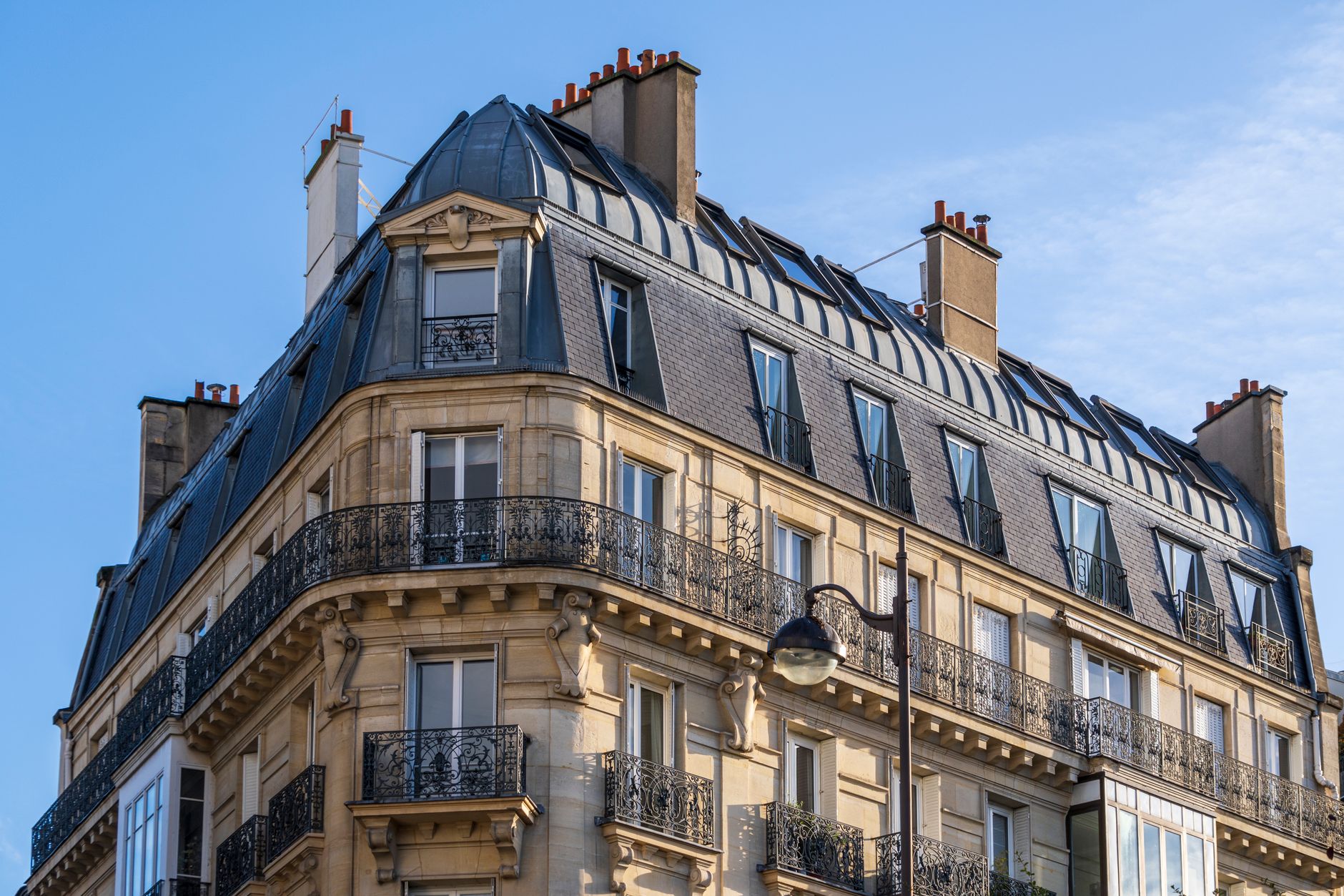 How to Save a Deposit Faster in This Market