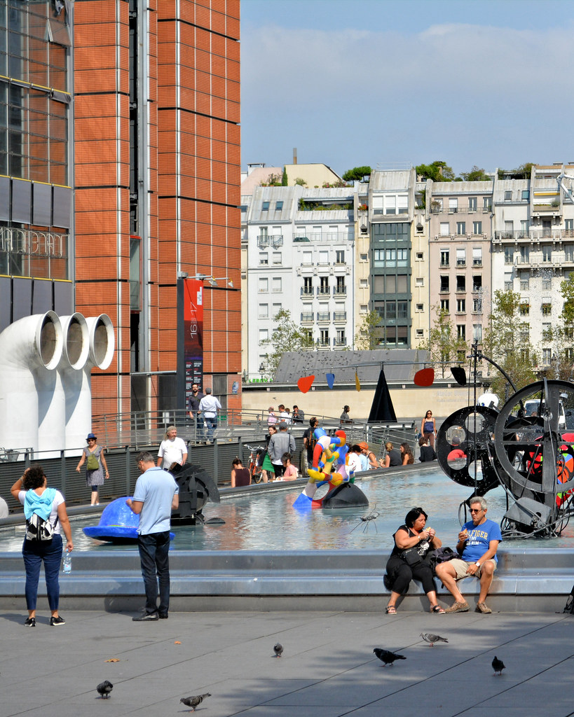 Paris Mayor Announces New Affordable Housing Initiative to Ease Rental Pressures